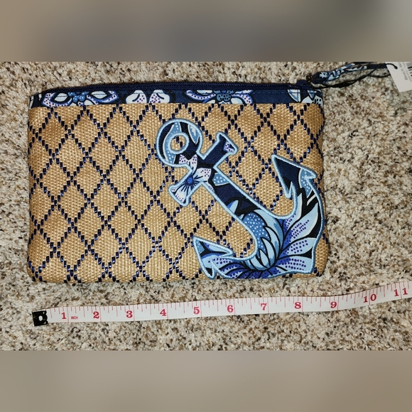NWT Vera Bradley Beach Wristlet Tropics Tapestry - Picture 4 of 5